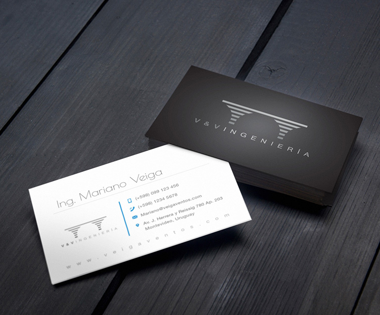Veiga&Ventos business cards elegantly showcased